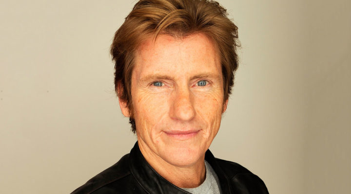 headshot of actor comedian denis leary