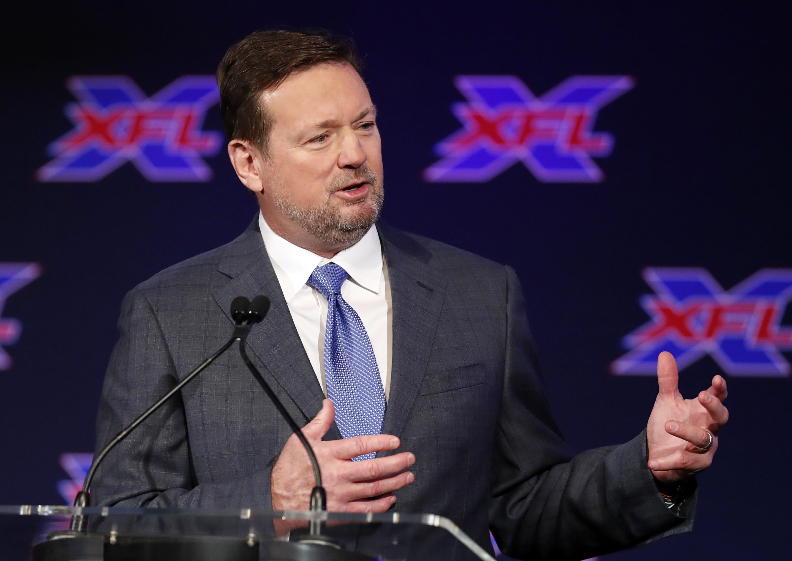 bob stoops | FOX 28 Spokane coach bob stoops speaking at a press conference for the xfl