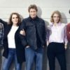 the moodys on fox cast from left to right jay baruchel elizabeth perkins denis leary chelsea frei francois arnaud
