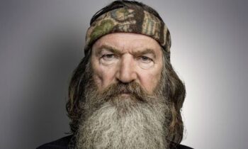Duck Dynasty patriarch and conservative cultural icon Phil Robertson dies