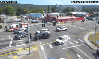 Crash closes Pines and Trent intersection in Spokane Valley, damages traffic signal