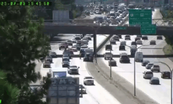 Minor injury crash blocks eastbound I-90 lane in Spokane, causes traffic delays