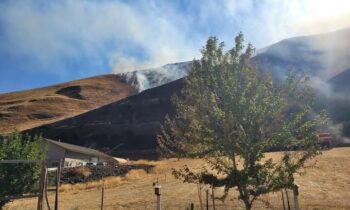 Snake River Fire near Asotin contained following aggressive air operations