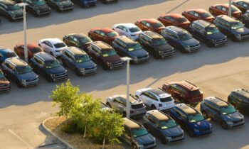 U.S. new car prices hit record high, exceeding $50,000