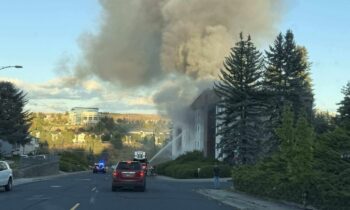 Pullman apartment fire displaces residents; Red Cross offers aid