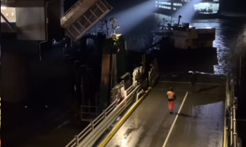 VIDEO: Ghost boat drifts through Mukilteo terminal causing safety concerns