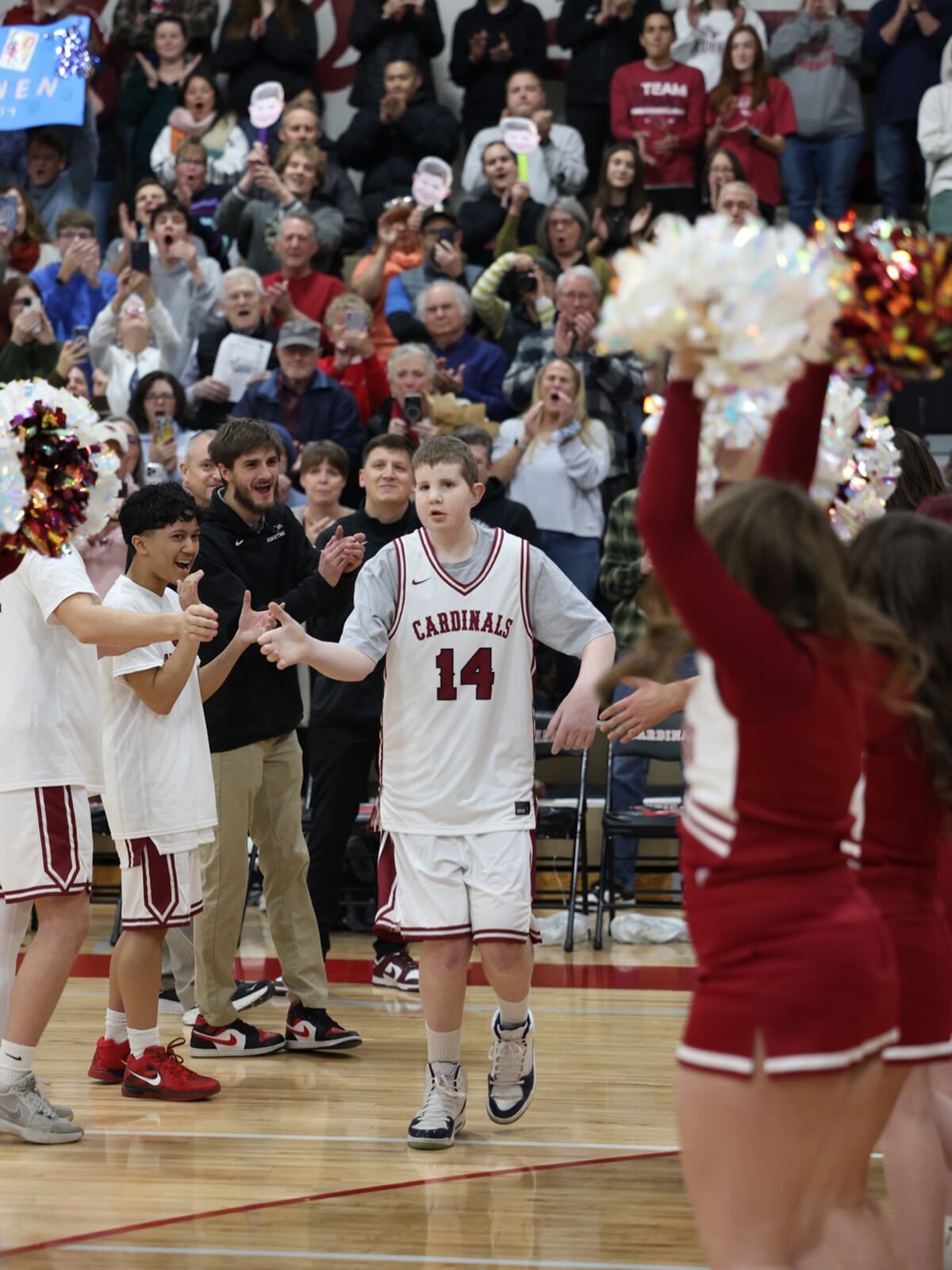 Medical Lake teen Owen Pitts dies of cancer, his basketball team announces