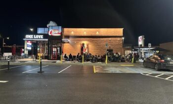 Dozens of ‘Caniacs’ line up overnight for Coeur d’Alene’s first Raising Cane’s