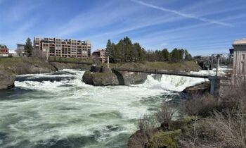 Washington declares first statewide drought emergency in over a decade as early snowmelt threatens summer water supplies